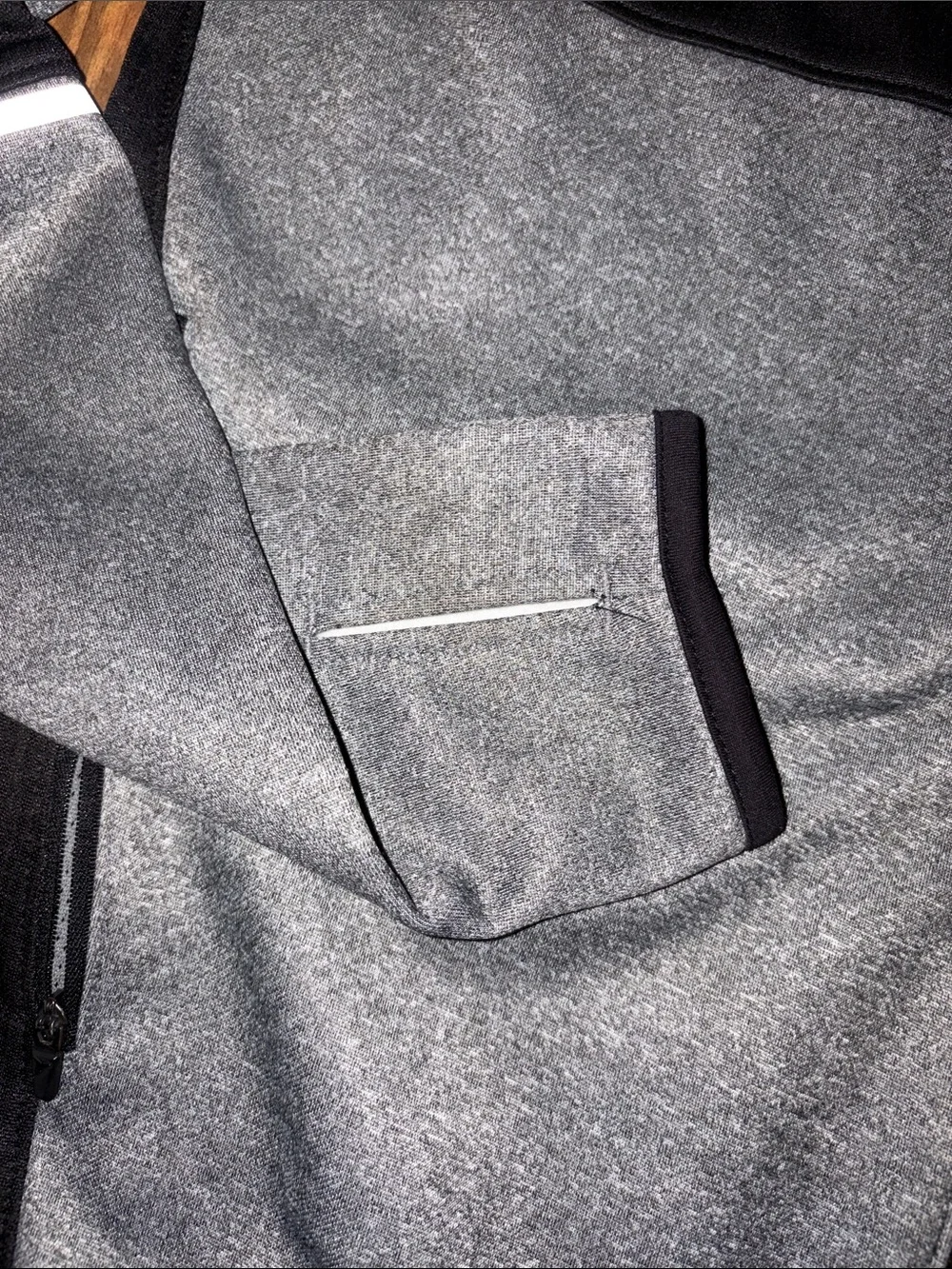 Old Navy Men's Black and Gray Lightweight Zip Jacket